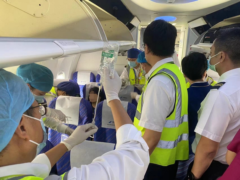 黔沪接力“唤醒”生命 南航空地为爱“响应”。