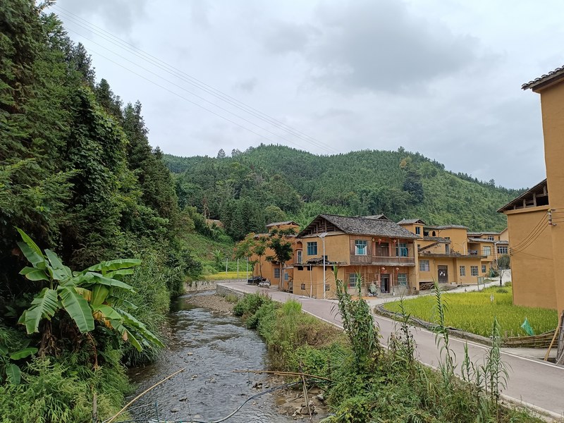4、高峰村景。.jpg