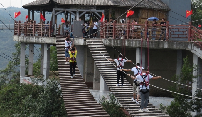 石阡“中秋国庆”旅游综合收入5.73亿元