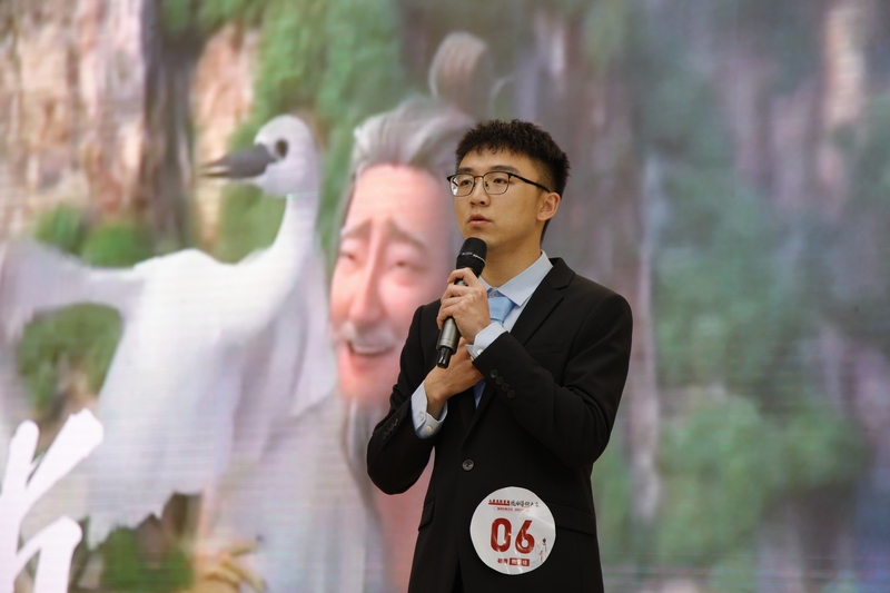 七星关区首届校园诗词大赛现场。