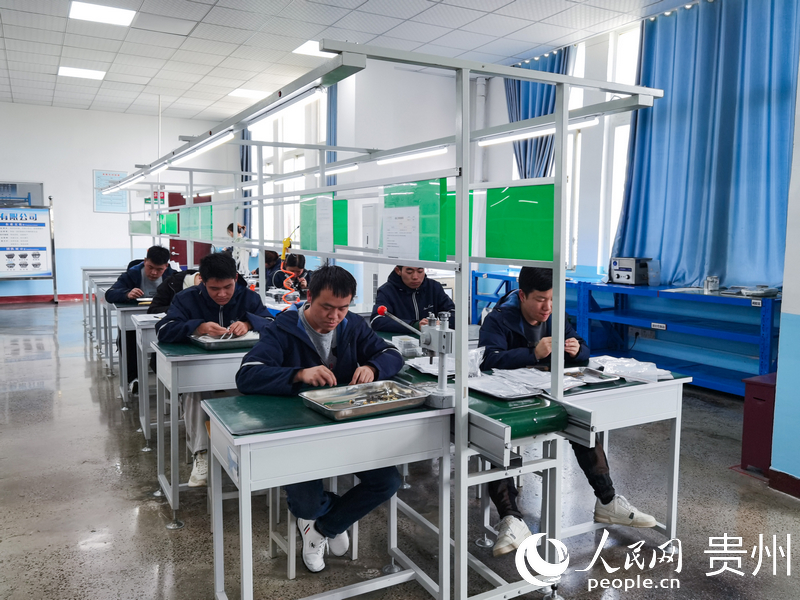 PG电子APP下载 - 官方正版，安全无忧大量招聘！越南这家工厂招工近8000人