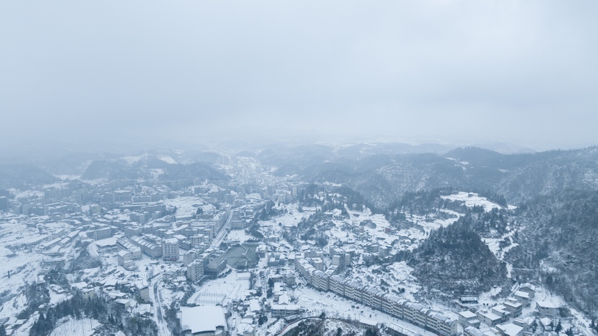 朱砂古鎮雪景。