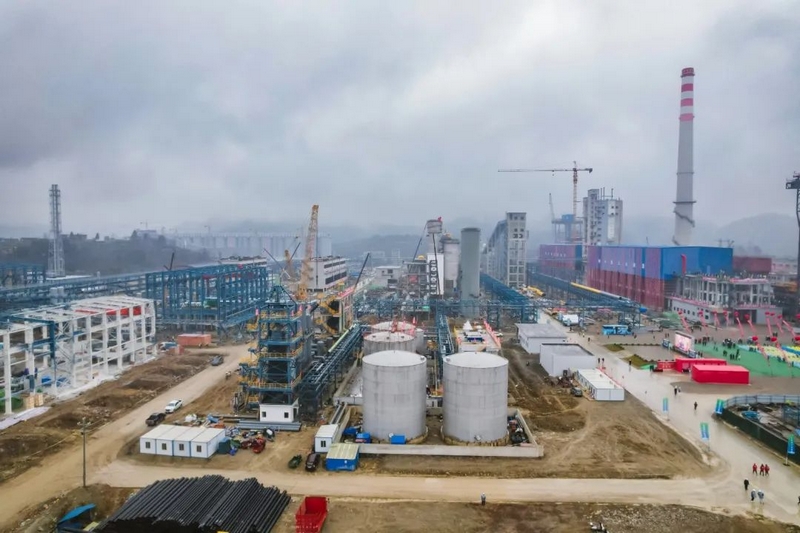 2023年12月18日，贵州美锦“煤—焦—氢”项目一期焦炉点火成功。尚宇杰摄
