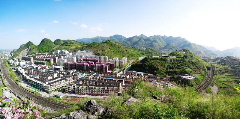 4、漂亮的新农村.jpg