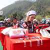 12月26日，三都县举办“巧手经济·锦绣三都”为主题的妇女特色手工技能大赛……