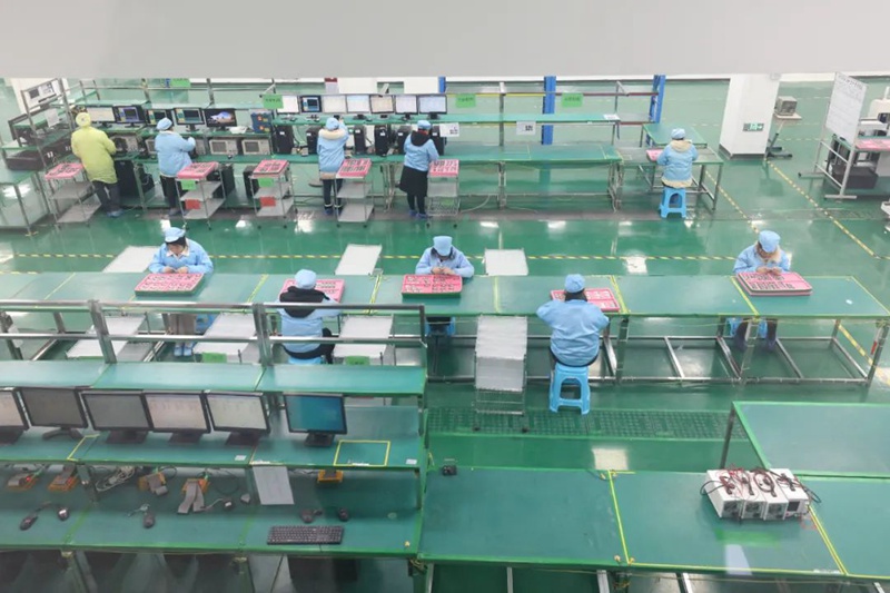 贵州微芯科技有限公司生产车间一隅。李海洋摄