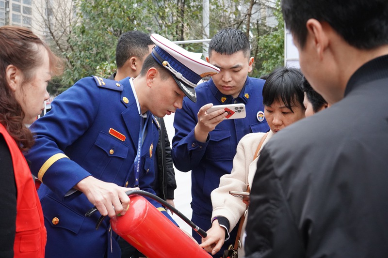 “3·15”国际消费者权益日主题宣传活动金沙主会场。