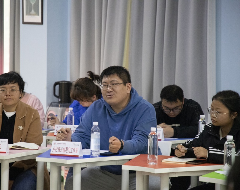“乡村振兴”辅导员工作室负责人张子西。