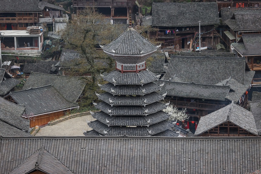 3月17日拍摄的贵州省榕江县栽麻镇大利侗寨鼓楼。
