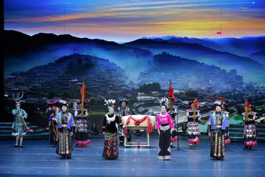 贵州省第十六届“杜鹃书荟”曲艺大赛现场。