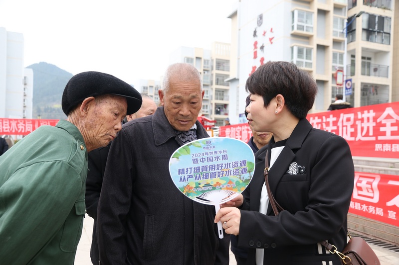 活动现场2（李星汶 摄）.JPG