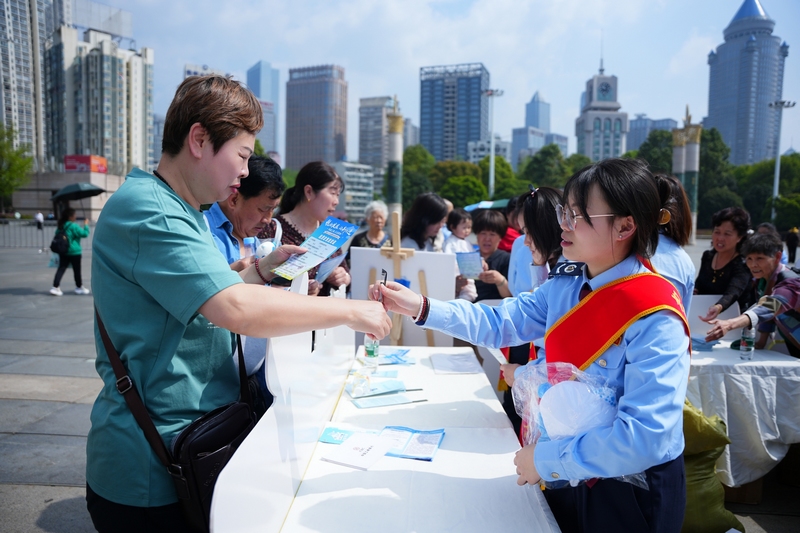 2贵阳市税务局 向“新”而行 开启税宣之旅