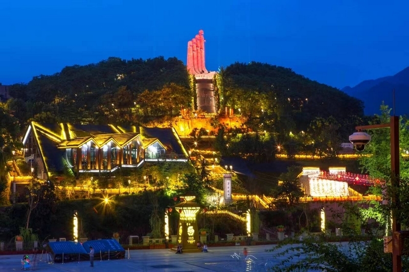 仁怀市茅台镇夜景。图片由遵义市委宣传部提供