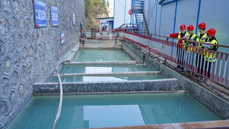 生产废水循环利用零排放。