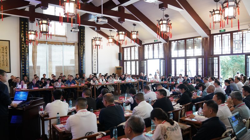 贵州大学2024年新高考改革交流会现场。