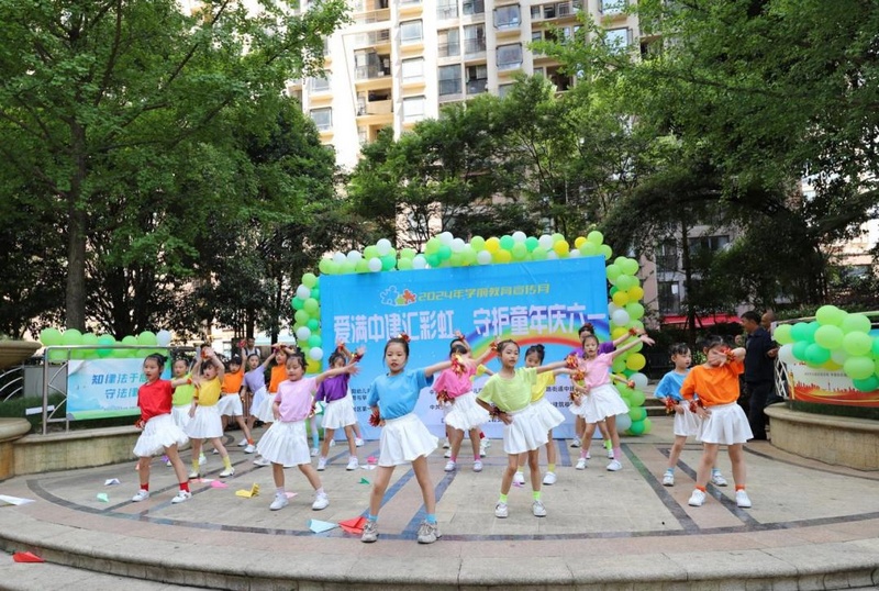 雲岩區第一幼兒園。