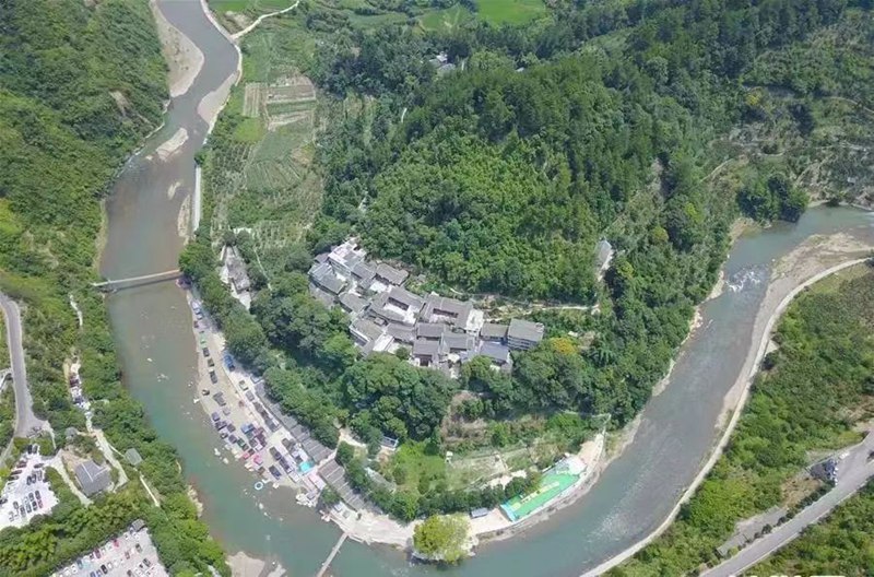 图为：龙广村