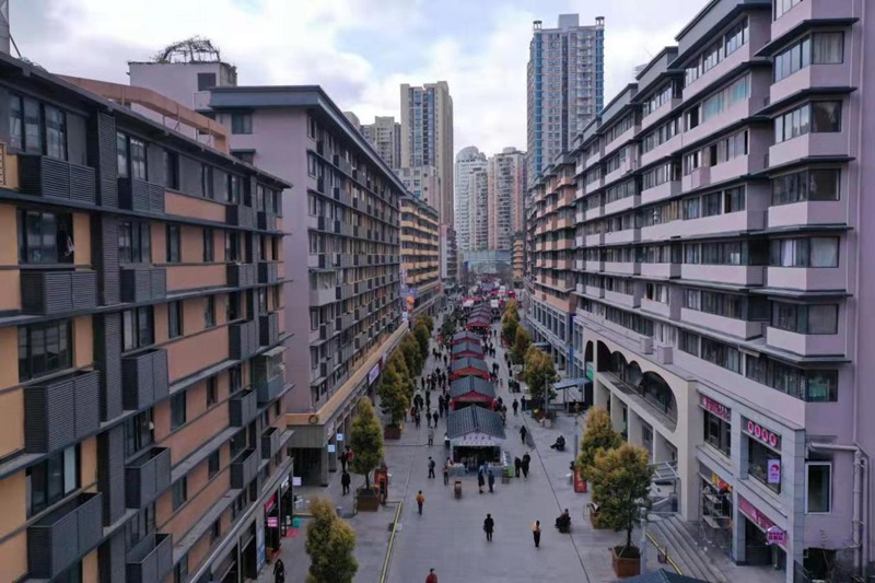 贵阳市南明区青云路。