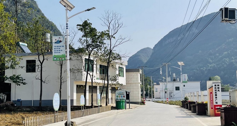 贵安新区马场镇滥坝村宜居农房改造实地效果。