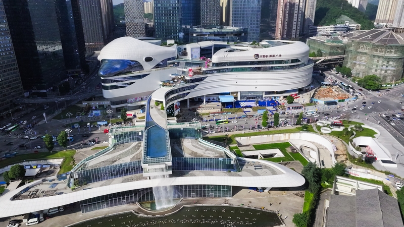 造型别具一致的海豚广场。图片由工行贵阳金阳支行提供