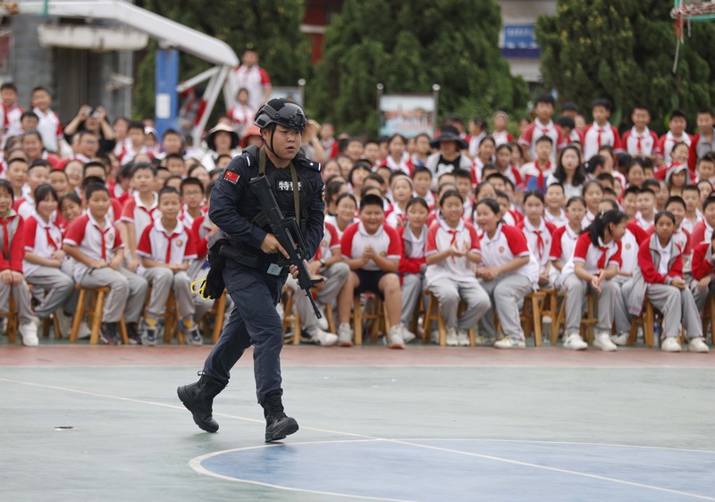 贵州施秉：暑期安全教育进校园。