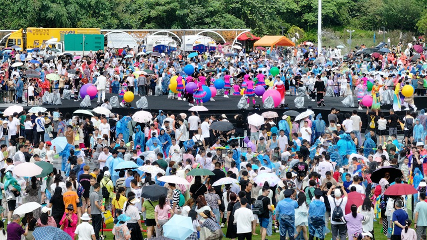 盛夏狂欢现场。观山湖融媒体中心供图