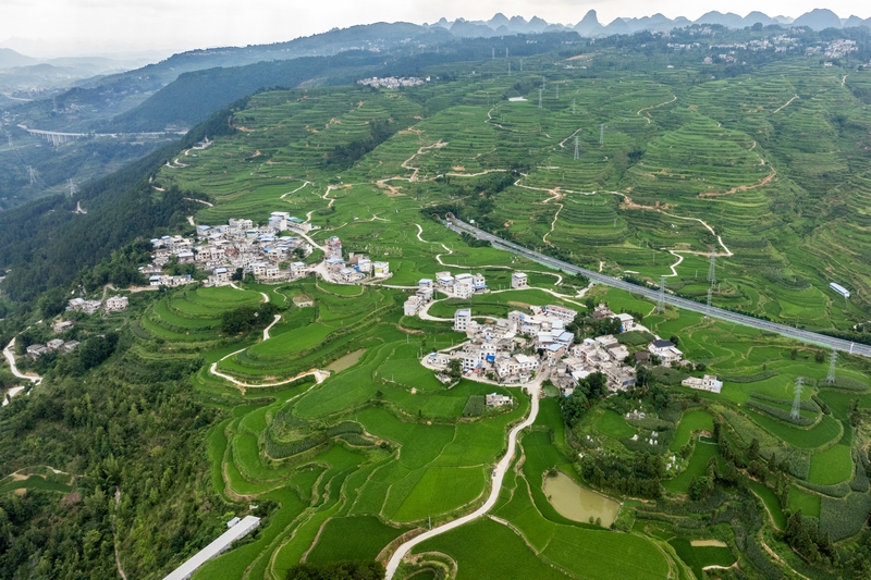 7月9日拍摄的罗甸县沫阳镇红星村一景。