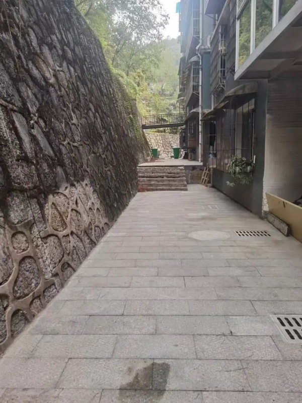 中天世纪佳园空地改造后
