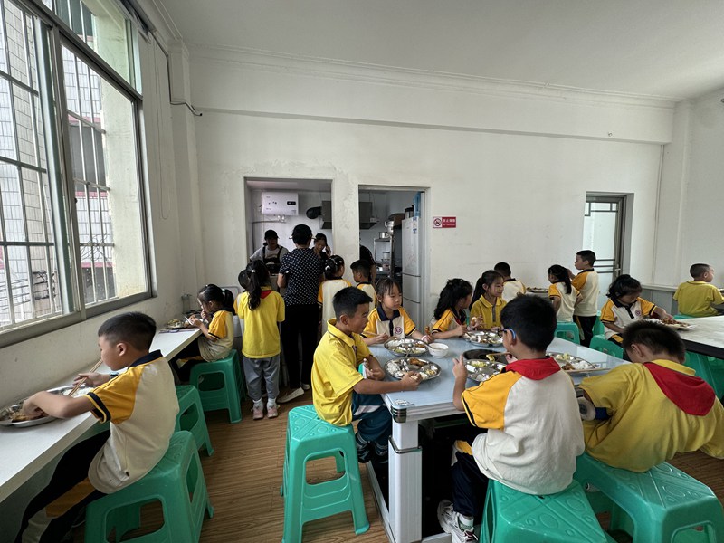 3、七巧板照护中心食堂