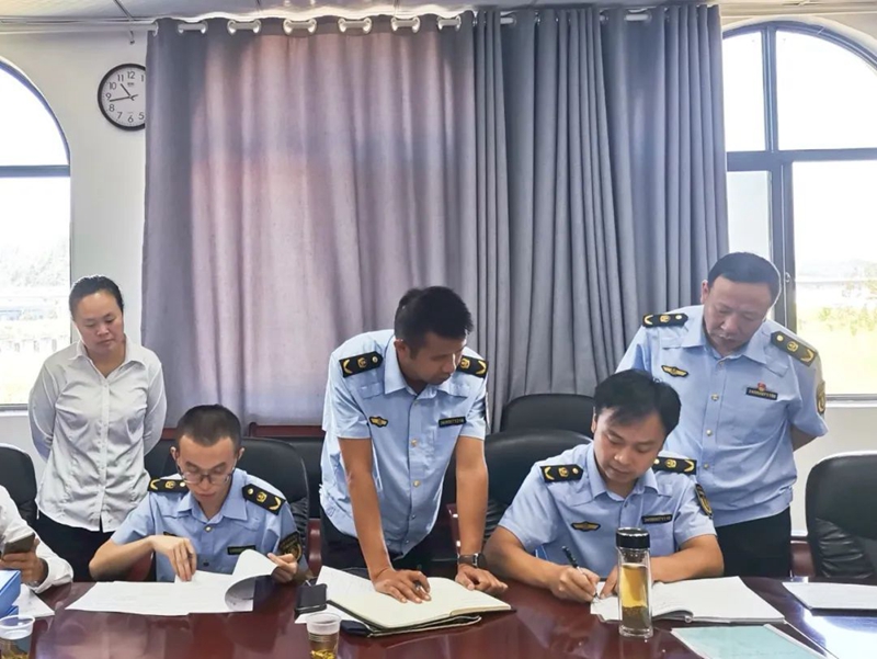 1 安全监督科到大队检查安全生产资料