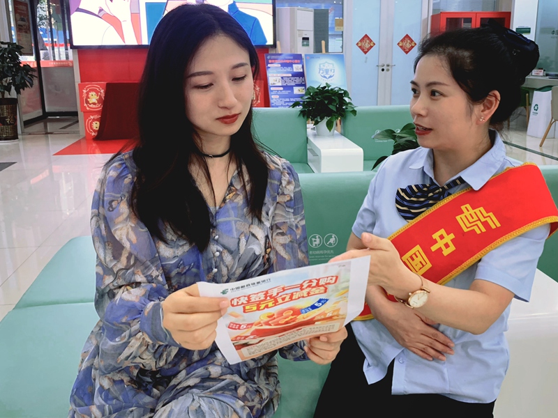 插图6、活动现场。