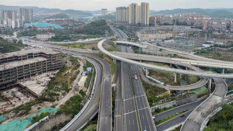 城市道路四通八達