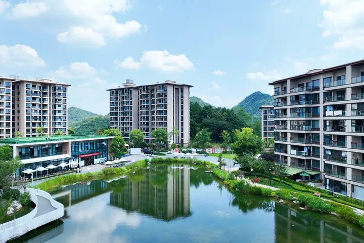 城市更加宜居宜业。