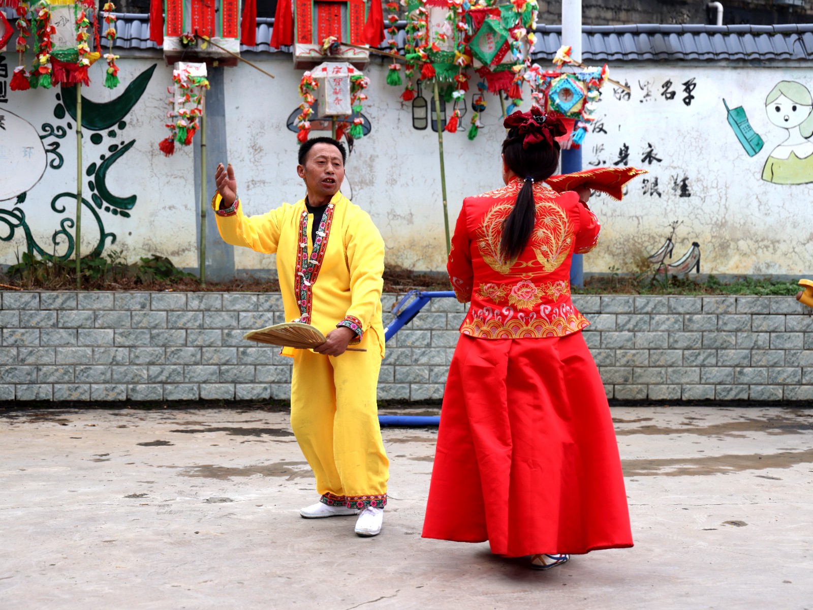 “太平花燈”鬧元宵。