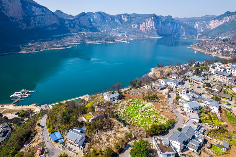 乌江上游贵州省毕节市黔西市境内的六冲河段春景（无人机照片）。