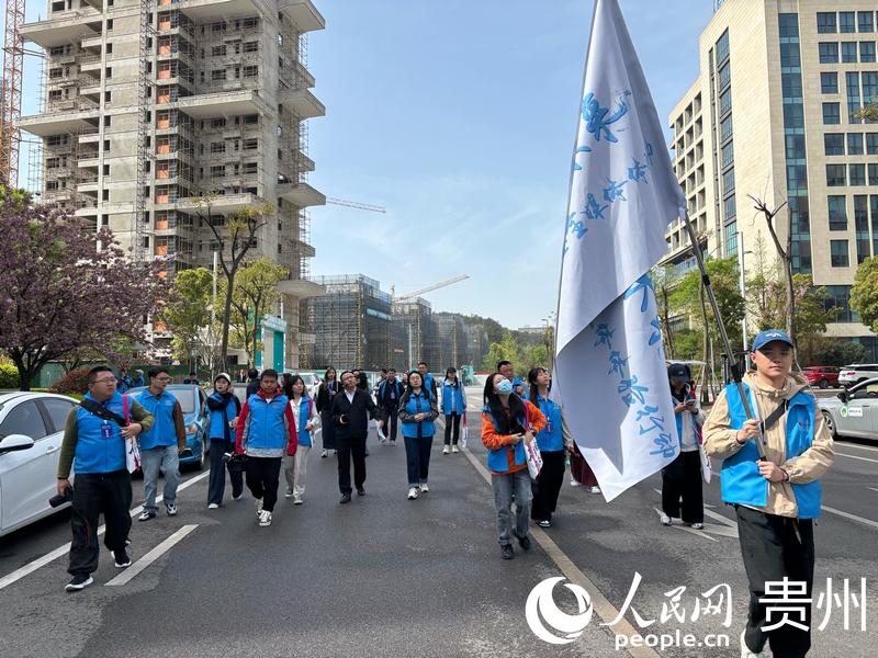 採訪活動正式啟動。人民網記者 高華攝