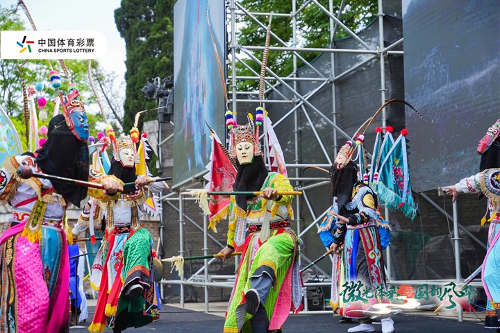 地戲表演。