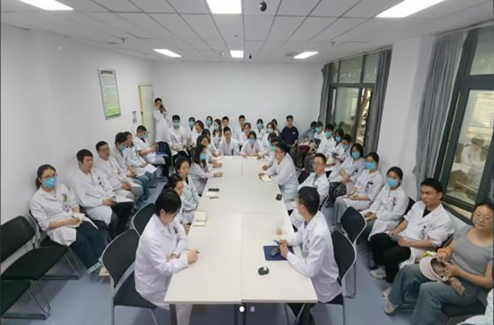 活动现场。贵医附院供图
