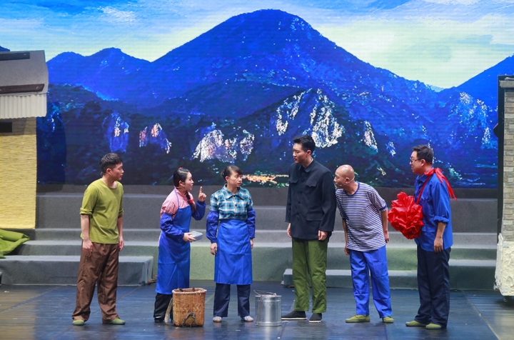 3演出现场.jpg