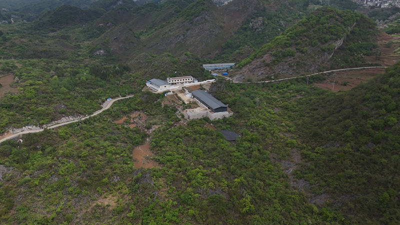 张顺勇的种养殖基地、厂房。