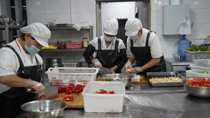 政府食堂。