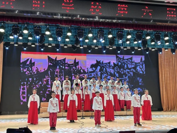 2、 隊員日常參加活動。.jpg