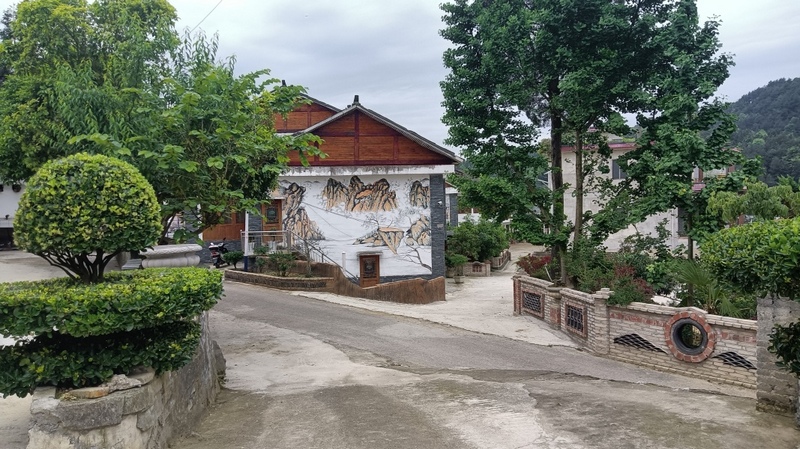 修文县独山村：“两清两改两治理”绘就和美乡村新图景。