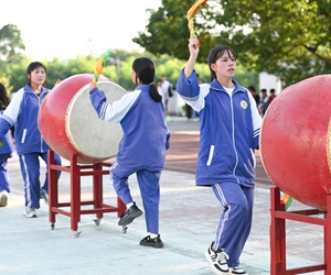 贵州松桃：学习花鼓技艺