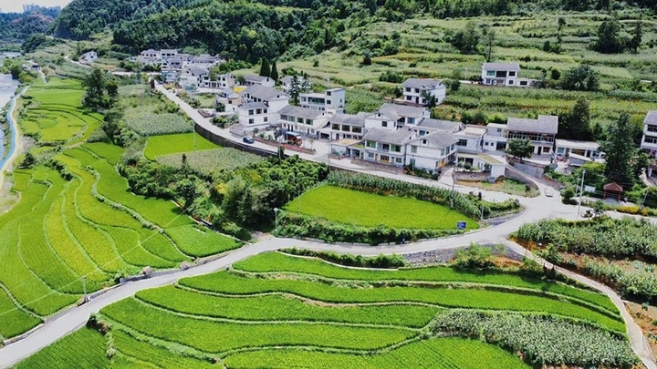 和美乡村.jpg