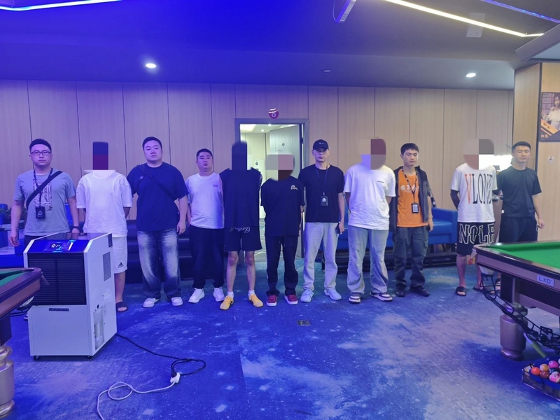 民警将同案5名犯罪嫌疑人全部抓捕归案。