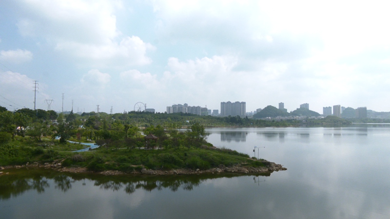 安顺经开区杨湖环境。