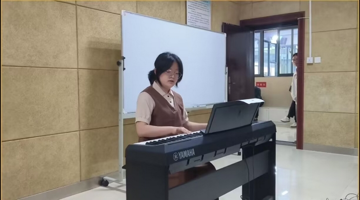 音樂課彈。.jpg