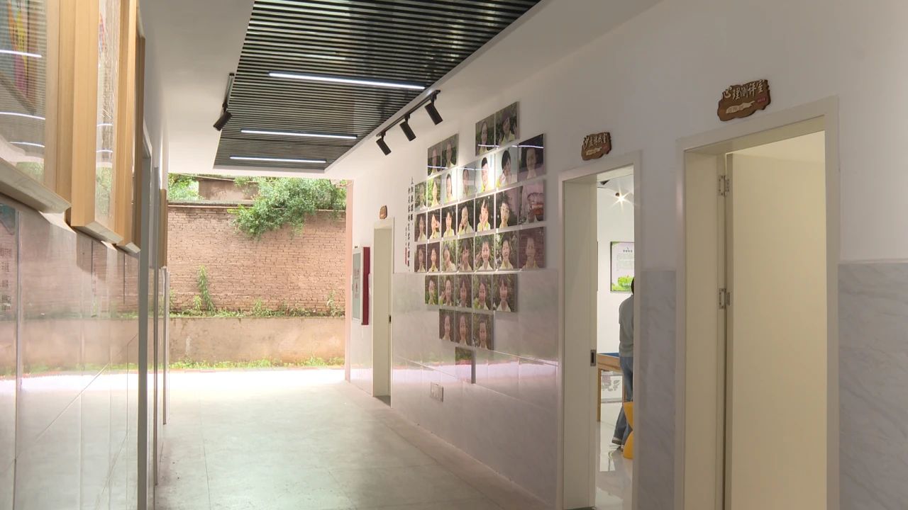 图为普定二小 “三生教育心理空间” 守护学生心理健康。