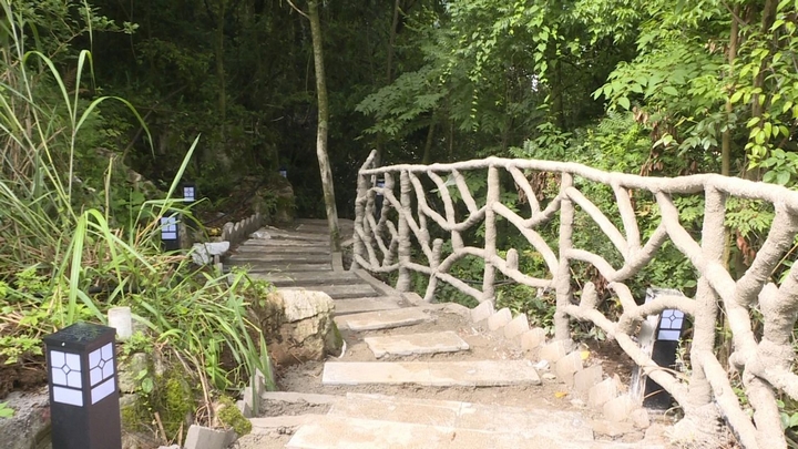 煥新升級后的普定縣水井村景區.jpg